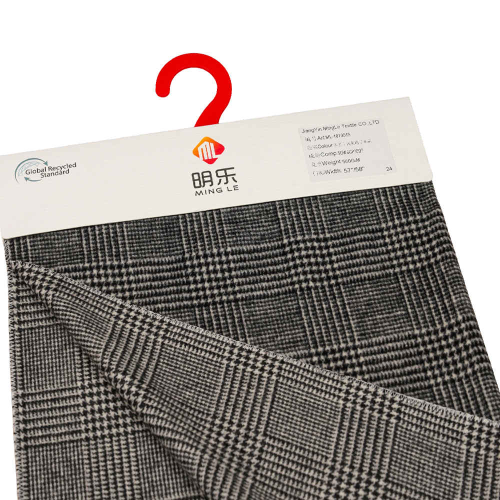 50 % lana, 40 % poliéster, 10 % otras fibras, 560 g/m, negro + gris claro, tejido de lana con revestimiento de una cara a cuadros, ML-1010015