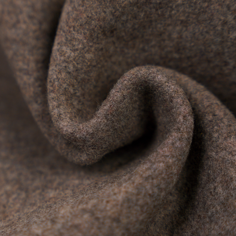 70 % lana, 10 % cachemira, 10 % poliéster, 10 % otra fibra, 670 g/m, café mixto, tela Melton, ML-232270-670